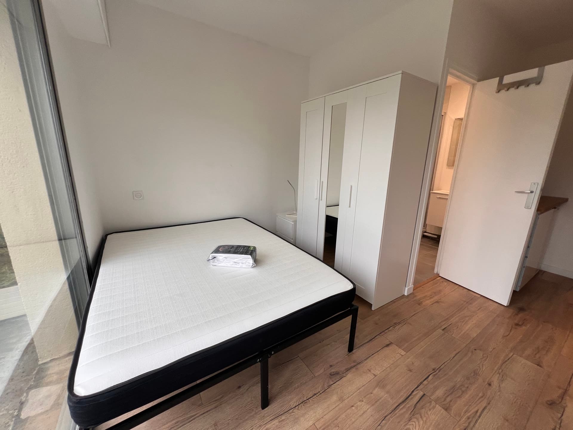 Fully self-contained studio - Rue de Saint-Malo house - 2