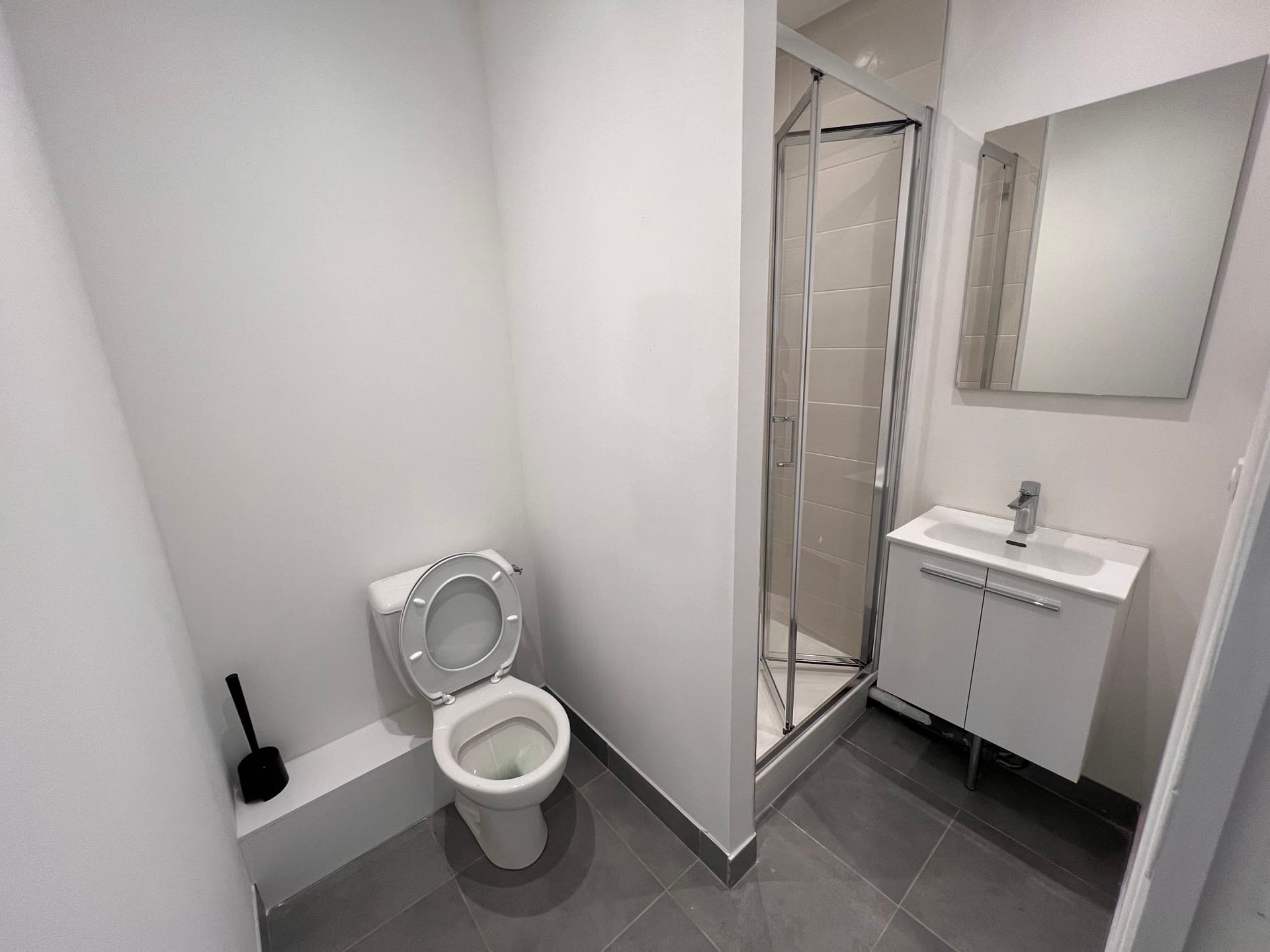Fully self-contained studio - Rue de Saint-Malo house - 3